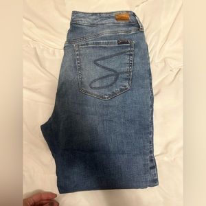 Seven Jeans